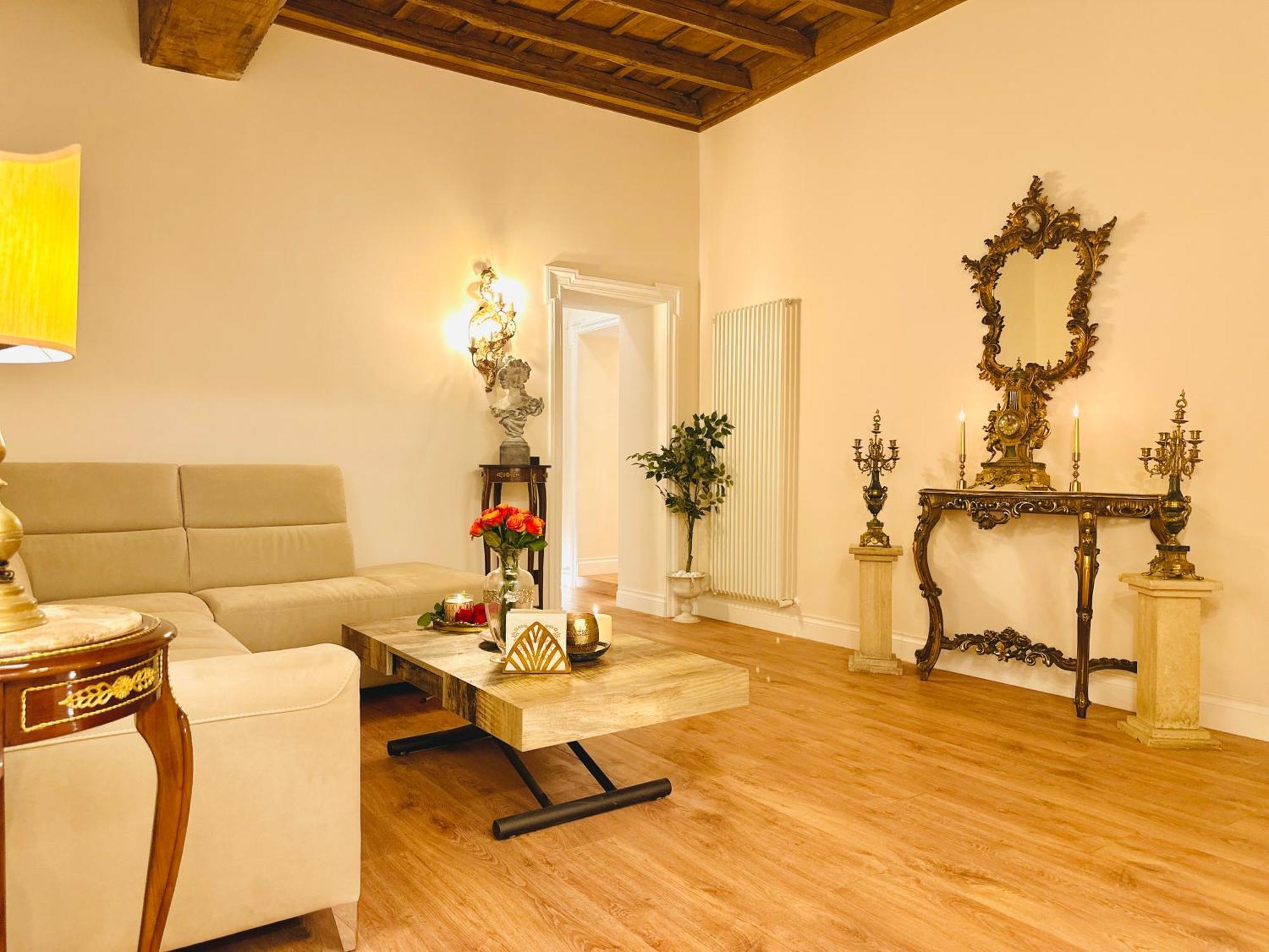 Apartment Trevi Fountain Elegant Rom